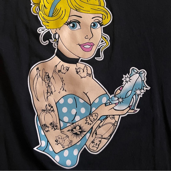 Mishi Disney Cinderella Tattoo Black Short Sleeve Shirt Womens Medium - Picture 7 of 7